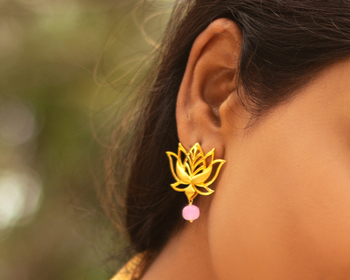 Timeless Lotus Earrings - EVM_E0033