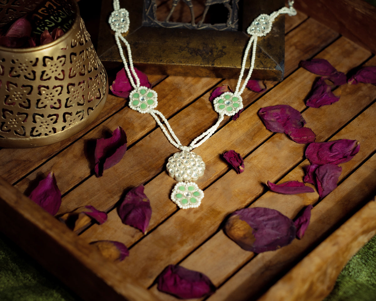 Blossom Pearl & Kundan Necklace - EVM_N0046