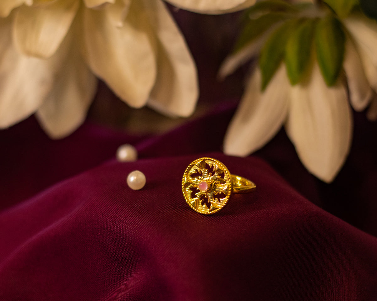 Luxury Gold Embossed Circular Ring - EVM_R0017