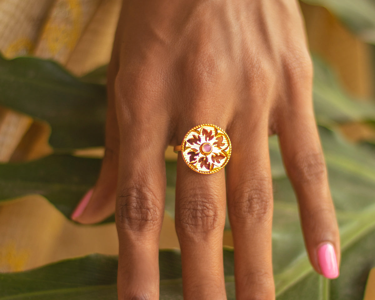 Luxury Gold Embossed Circular Ring - EVM_R0017